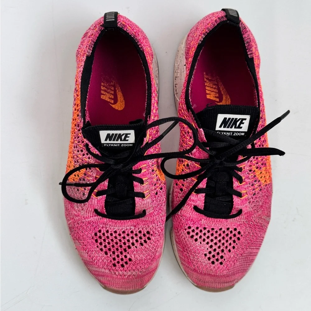 Nike pair mesh